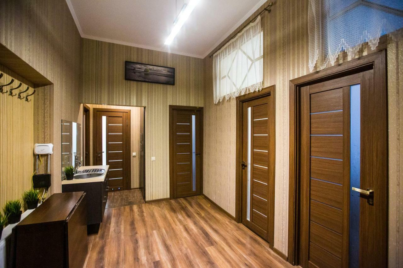 Baker'S Street Hostel Lviv Exterior photo